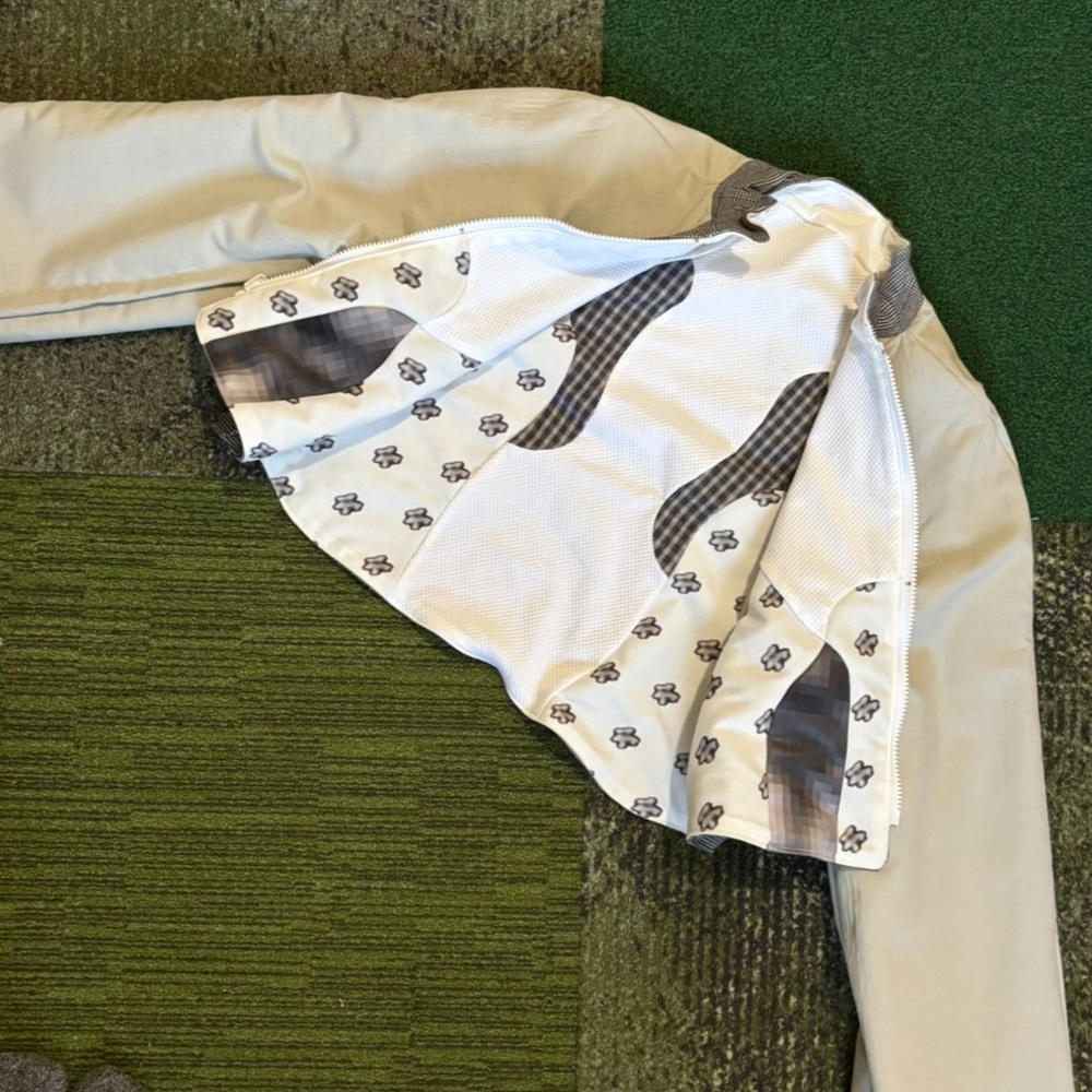 Clouds Patterned Reversible Snow Jacket - image 8